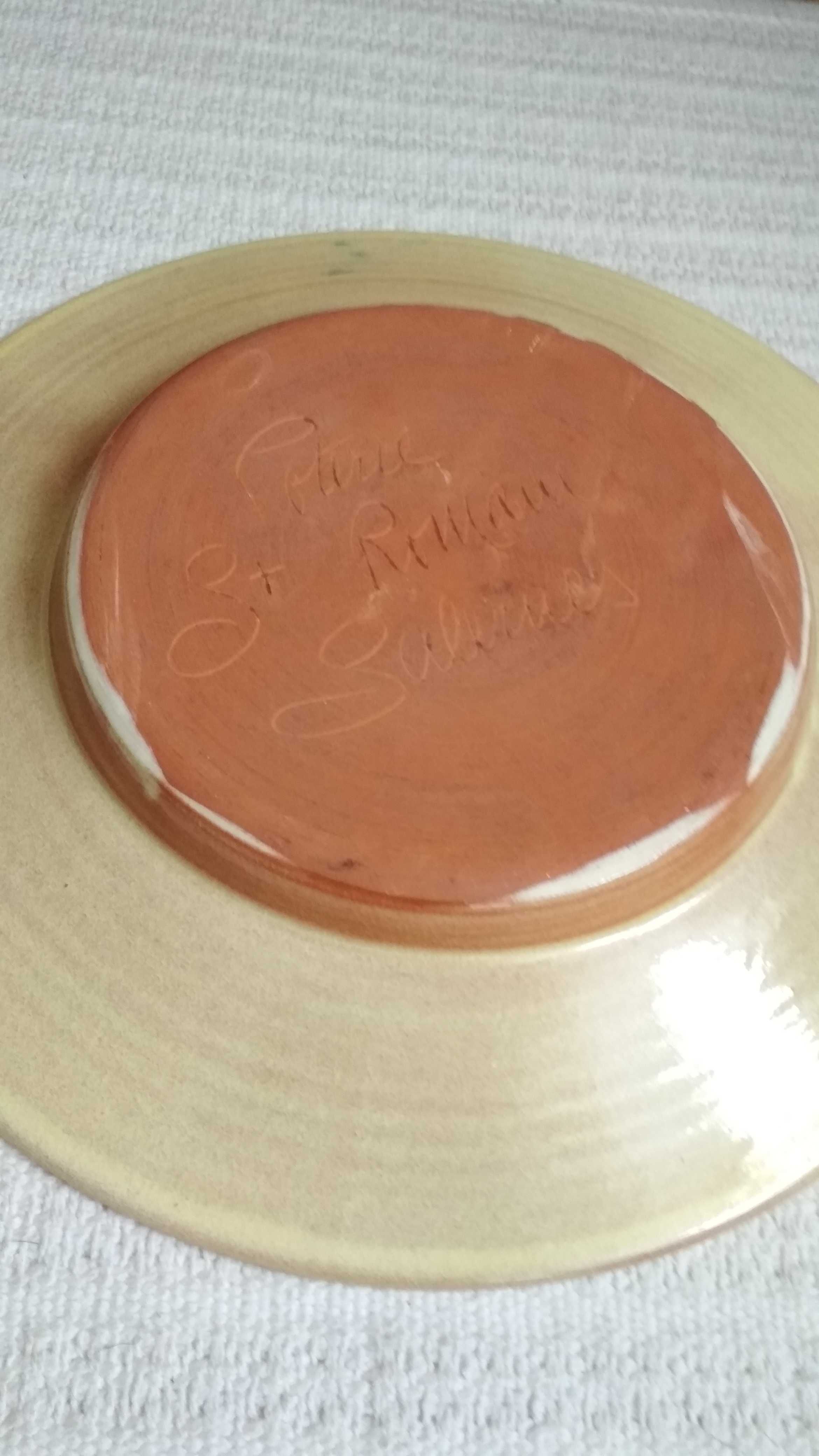 Prato antigo/Fruteira em cerâmica feita a mão