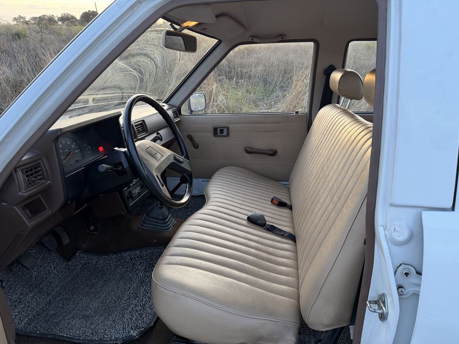 Toyota Hilux 48000kms Nacional 4x2 5 lugares