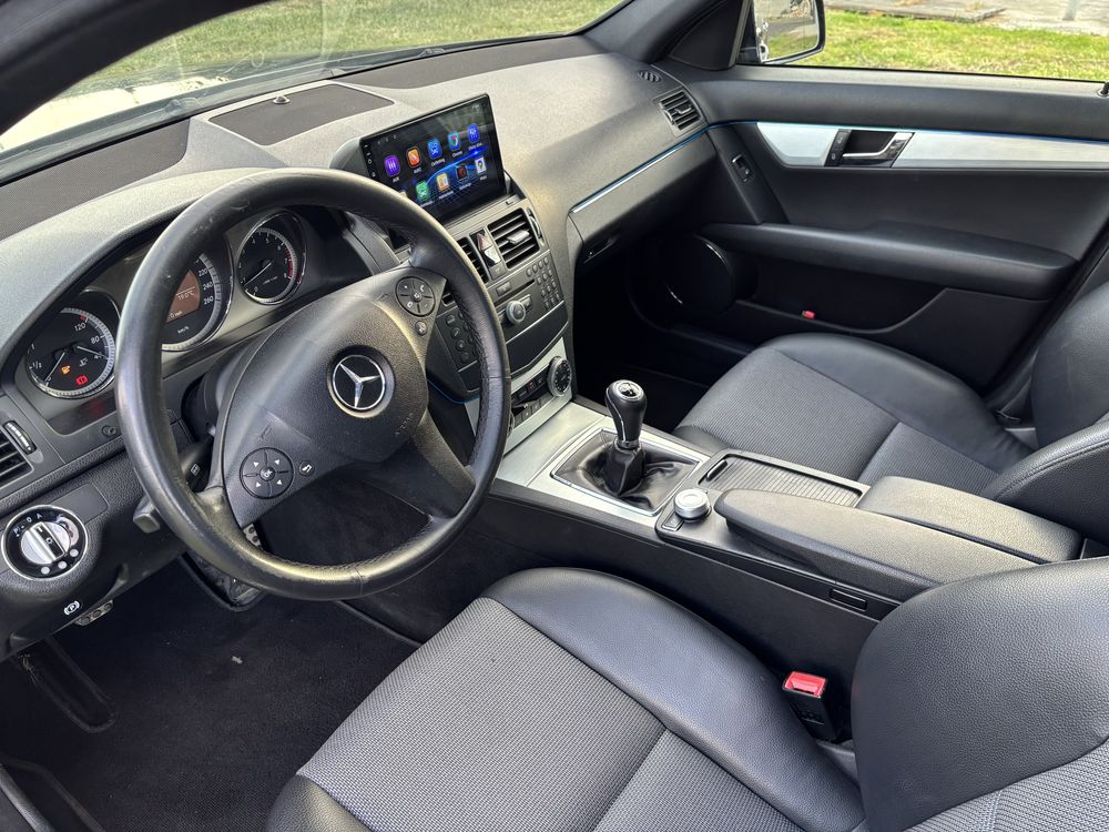 Mercedes w 204 C klasa amg