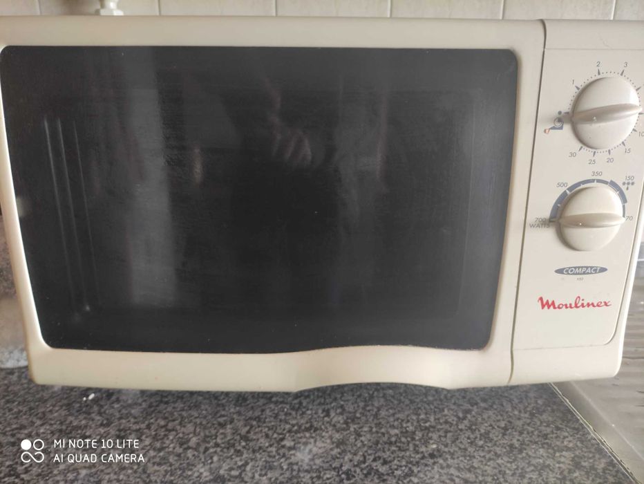 Electrodomésticos e recheio de casa