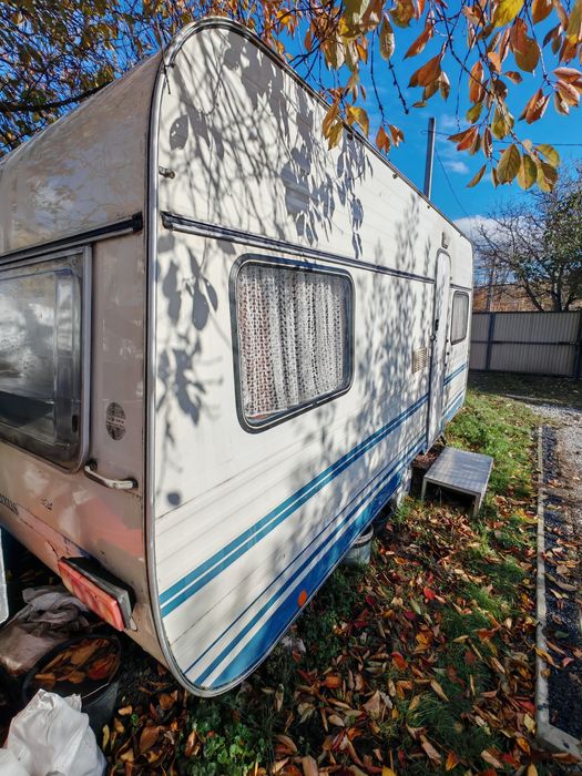 Прицеп дача Knaus Komfort