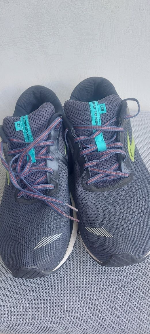 Кроссовки Brooks 45.5 розмер