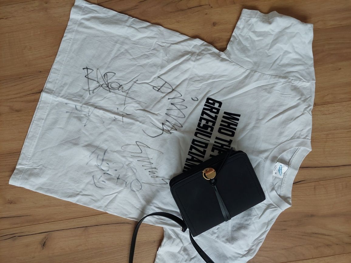 Koszulka z autografami afromental baron tomson wozzo