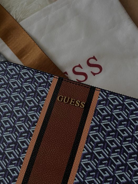 Продам сумку guess