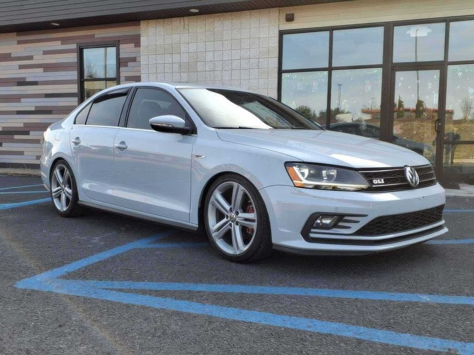 Volkswagen Jetta GL      2017