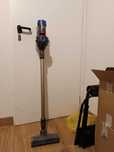 Odkurzacz bezprzewodowy Dyson V8 Motorhead