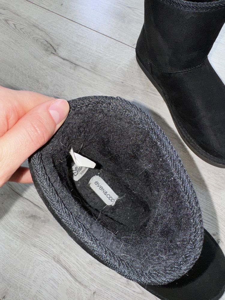 Czarne śniegowce w stylu ugg rozmiar 39