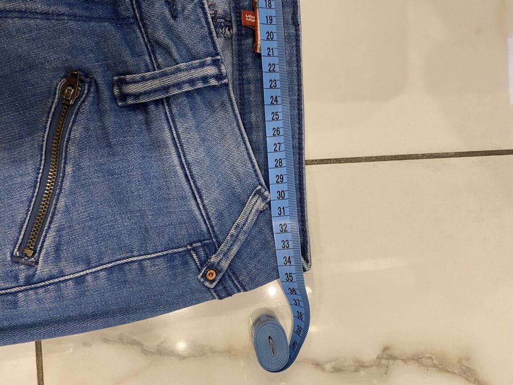 Śliczne spodnie Hilfiger Denim