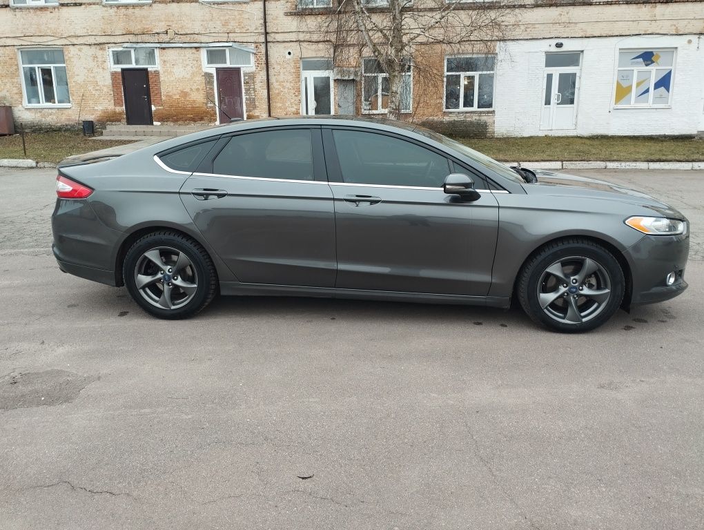 FORD Fusion 2015