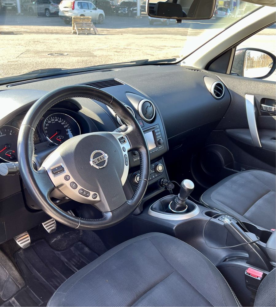 Nissan Qashqai j10