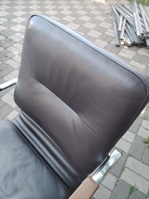 Офісне крісло Nowy Styl