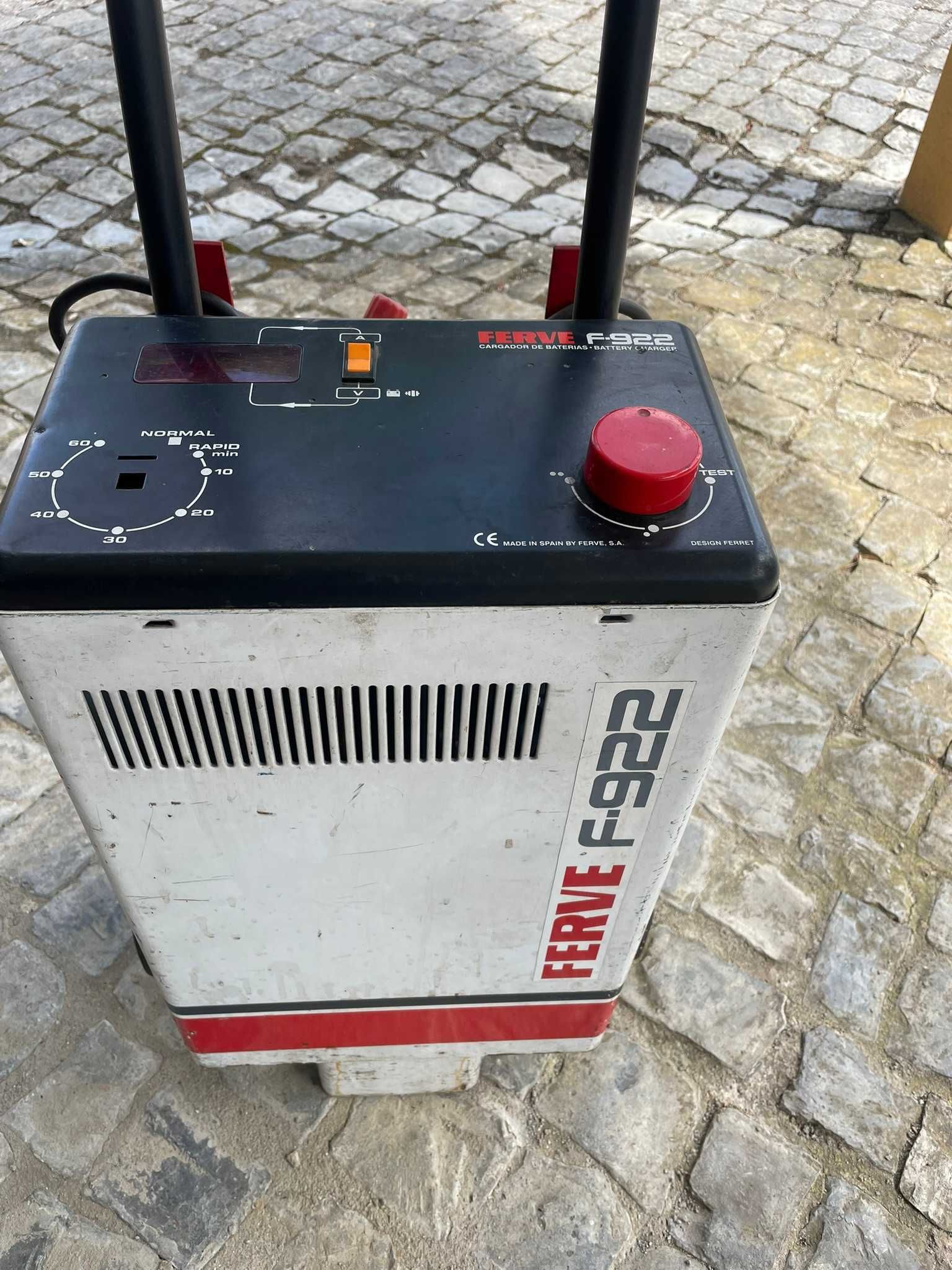 Carregador de bateria Ferve F-922