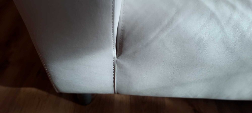 Kanapa sofa Ikea biała skóra