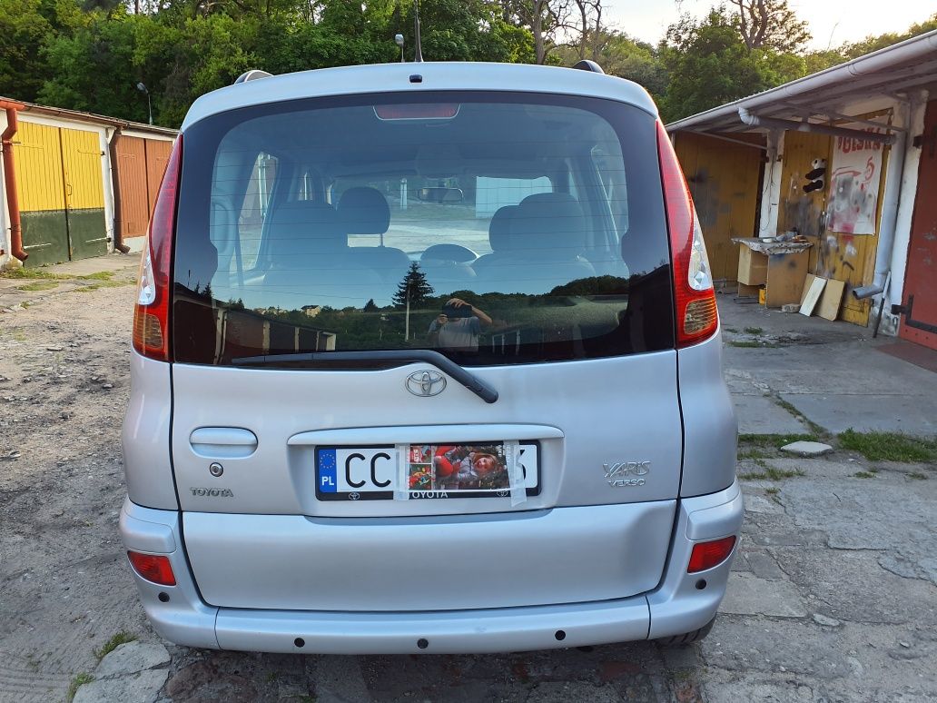 Toyota Yaris Verso