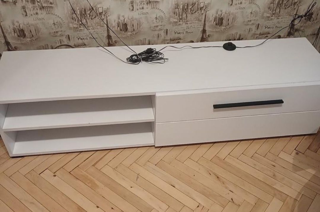 Тумба-подставка, комод.