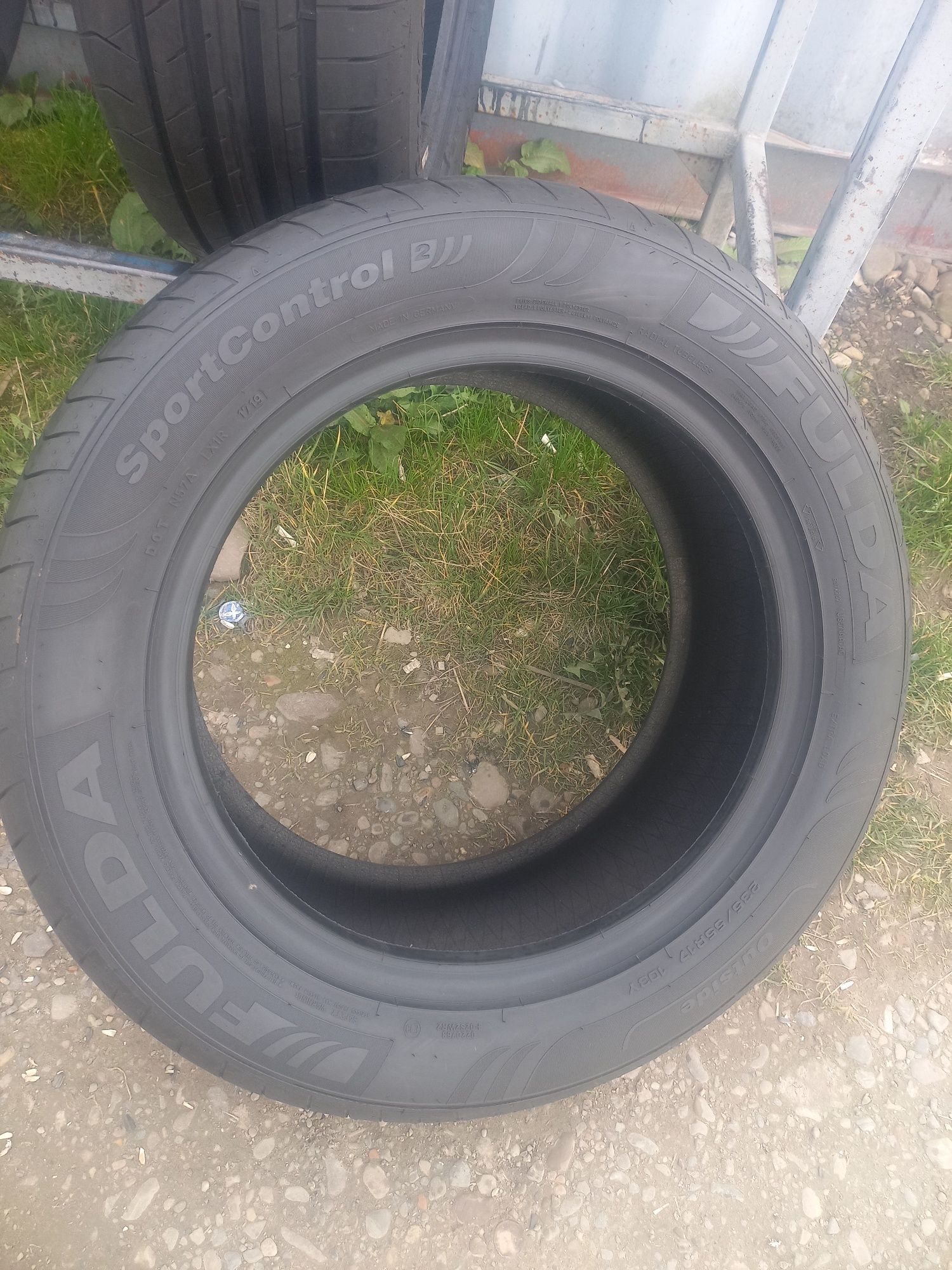 235/55 R17 FULDA