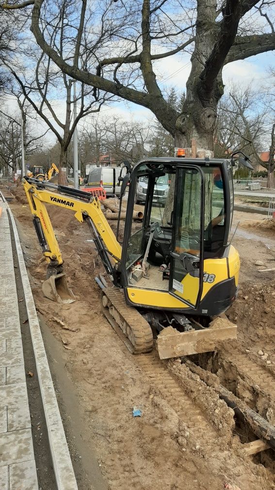 Usługi minikoparką, przyłącza, drenaże, roboty ziemne.