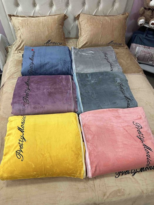 Однотонні мʼякі велюрові комплекти постільна білизна "Monica" Koloco