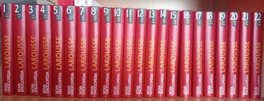 Nova Enciclopédia LaRousse