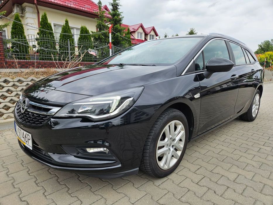 Opel Astra salon Polska, pełna historia serwisowa, Android Auto, hak