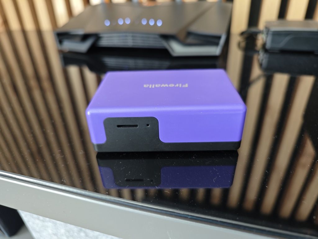 Firewalla Purple: Gigabit Cyber Security Firewall & Router,WiFi