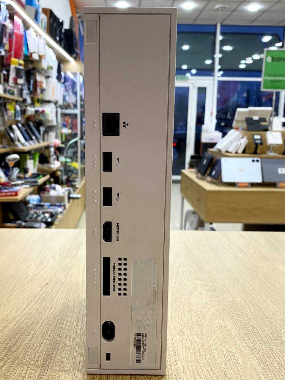 Ігрова приставка Xbox Series S