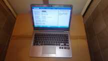 L a p t o p  Samsung NP530U3C