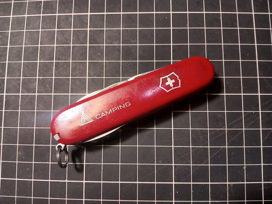Victorinox camper
