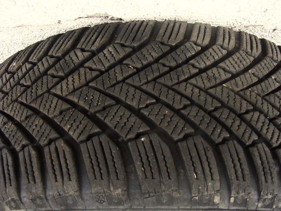 Komplet felg aluminiowych Lorinser z oponami - Smart Forfour 195/50R15