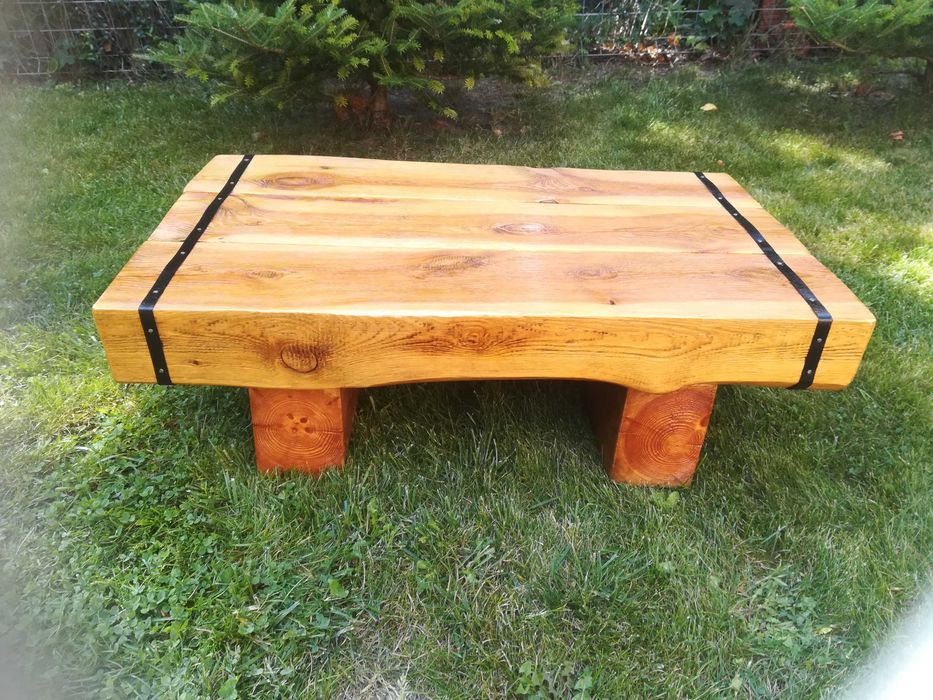 Stolik drewniany