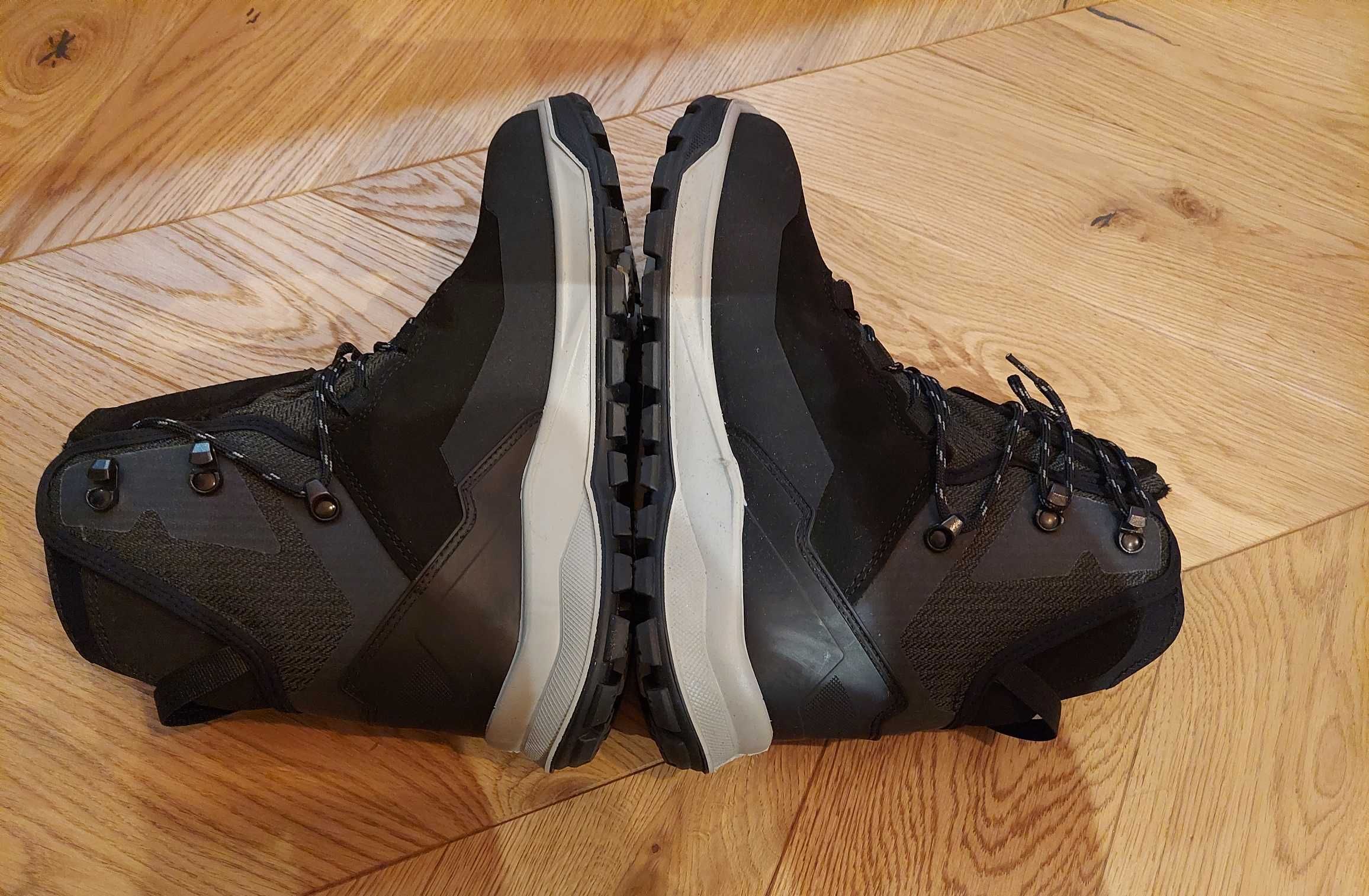Buty, trapery rozm 39 Decathlon quechua Nowe