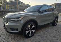 VOLVO XC40 P8 RECHARGE  RDESIGN  408 cavalos  full extras