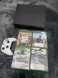 Xbox one x com 4 jogos