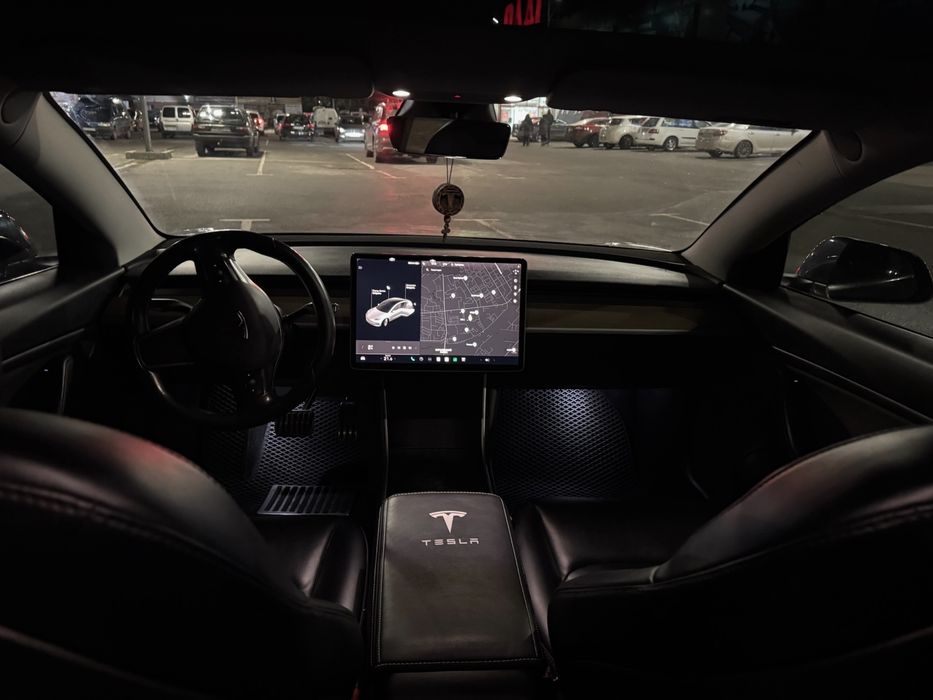 Tesla 3 Long Range | 440 км 75кВт | в ідеальному стані
