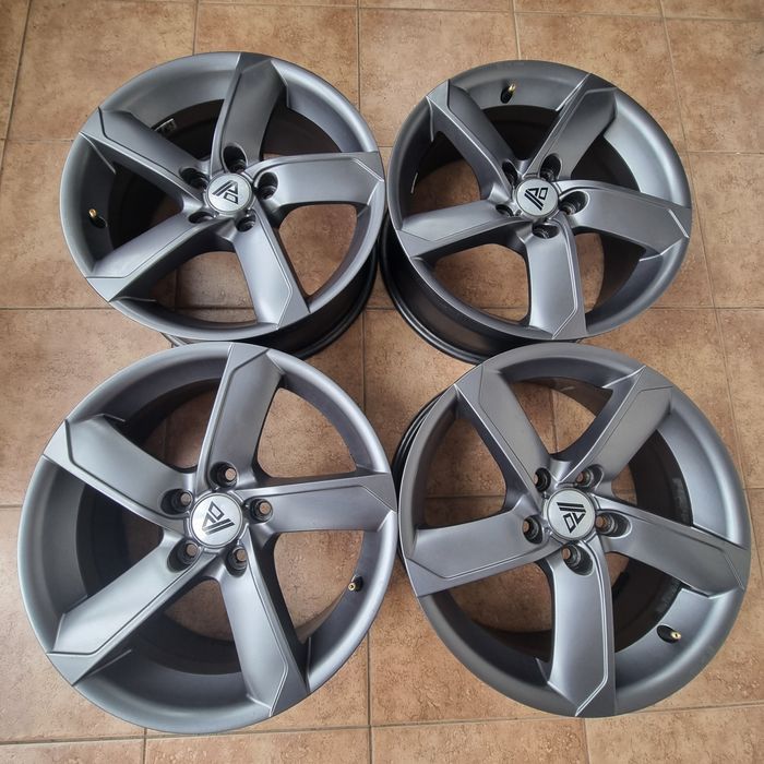 Диски Fondmetal R17 5x114.3 7j ET50 ЦО67.1 Mazda,Kia,Hyundai,Subaru