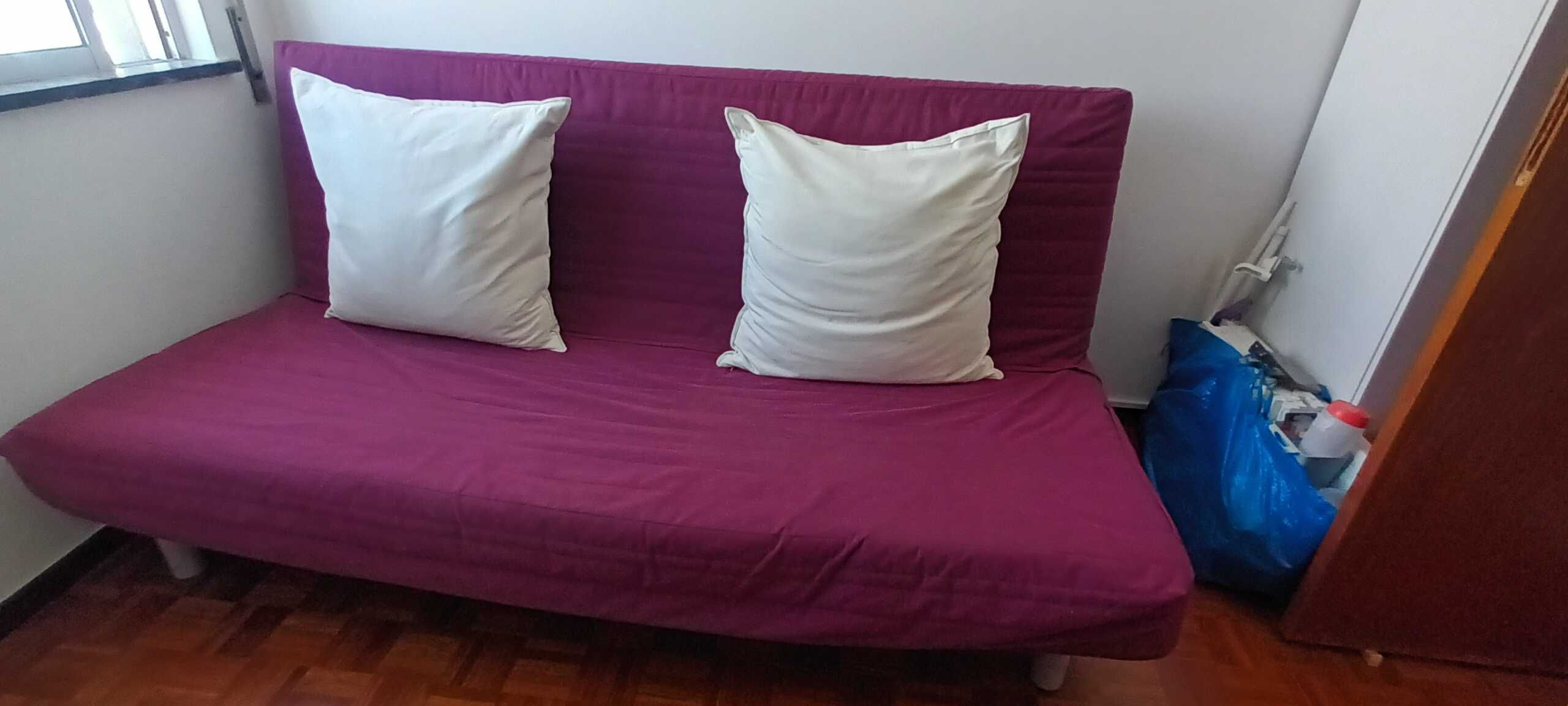 Sofá cama de 3 lugares IKEA em otimo estado!