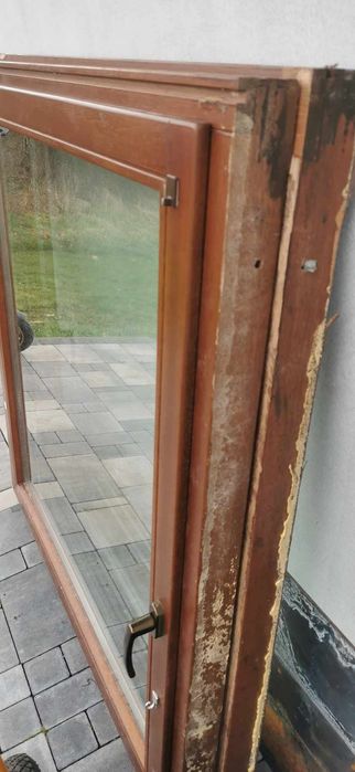 Okno drewniane z demontażu