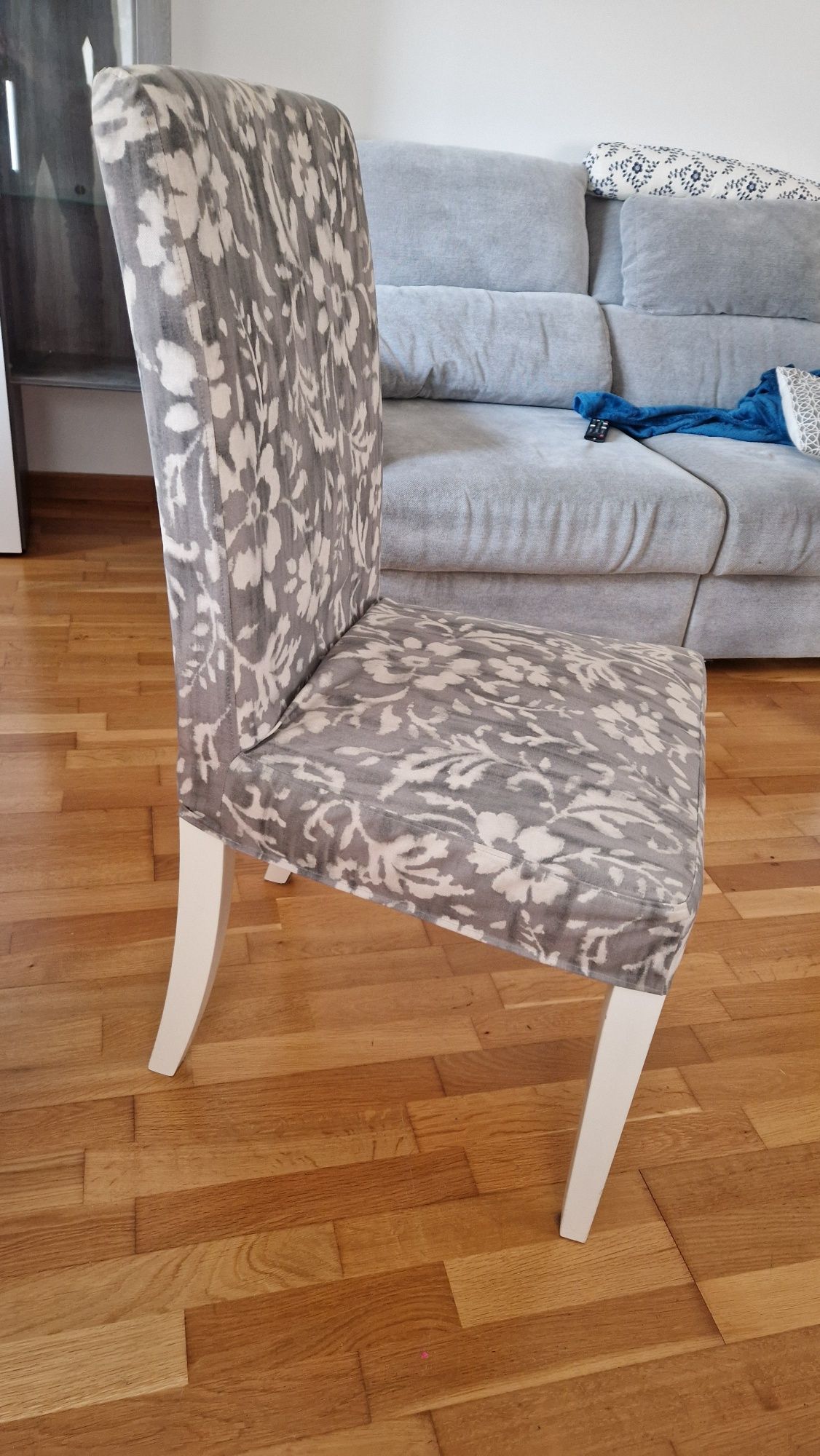 6 cadeiras IKEA Bergmund