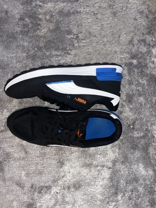 Tenis azul e preto branco puma