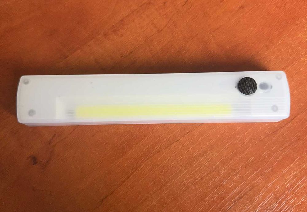 Розпродаж! LED-світильник WATTON WT-063 на батарейках опт, роздріб