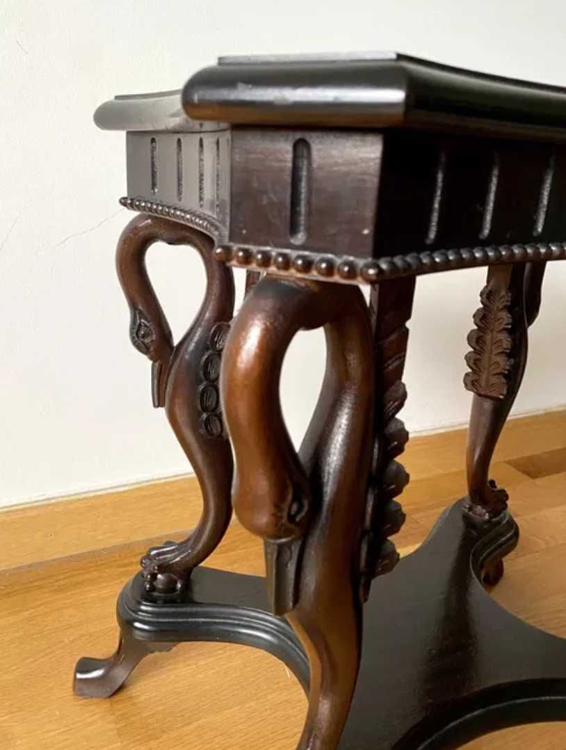 Mesa antiga em mogno com cisnes entalhados – séc. XIX / XX