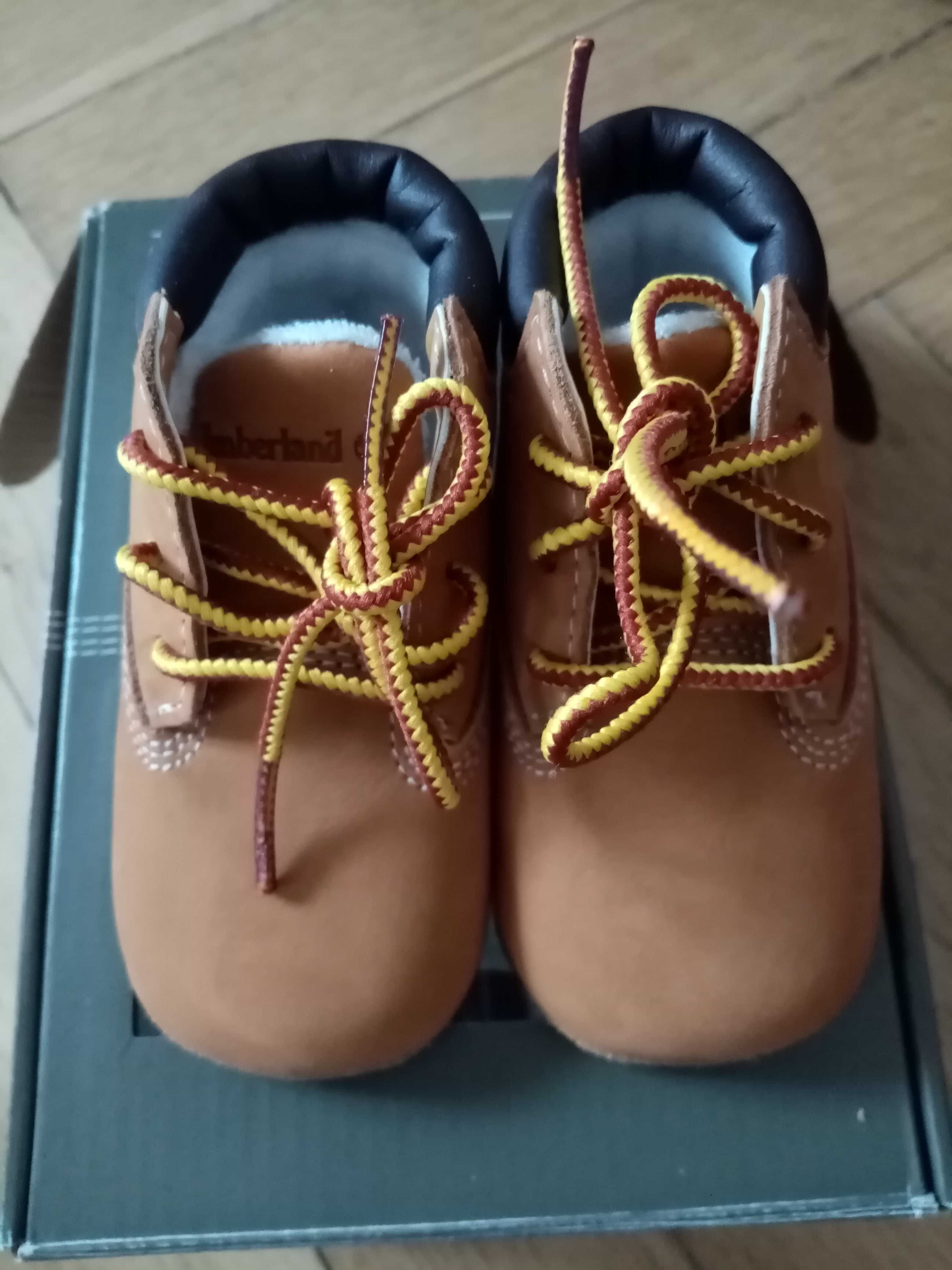 Trzewiki niemowlęce timberland plus czapeczka