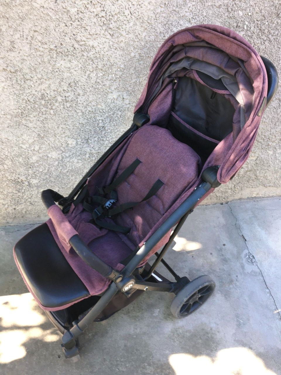 Прогулянкова коляска BabyHit Impulse