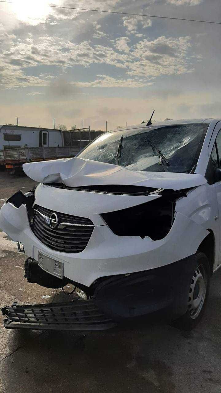 Розборка, шрот, запчастини Opel Combo E, Опель Комбо Є (Е)