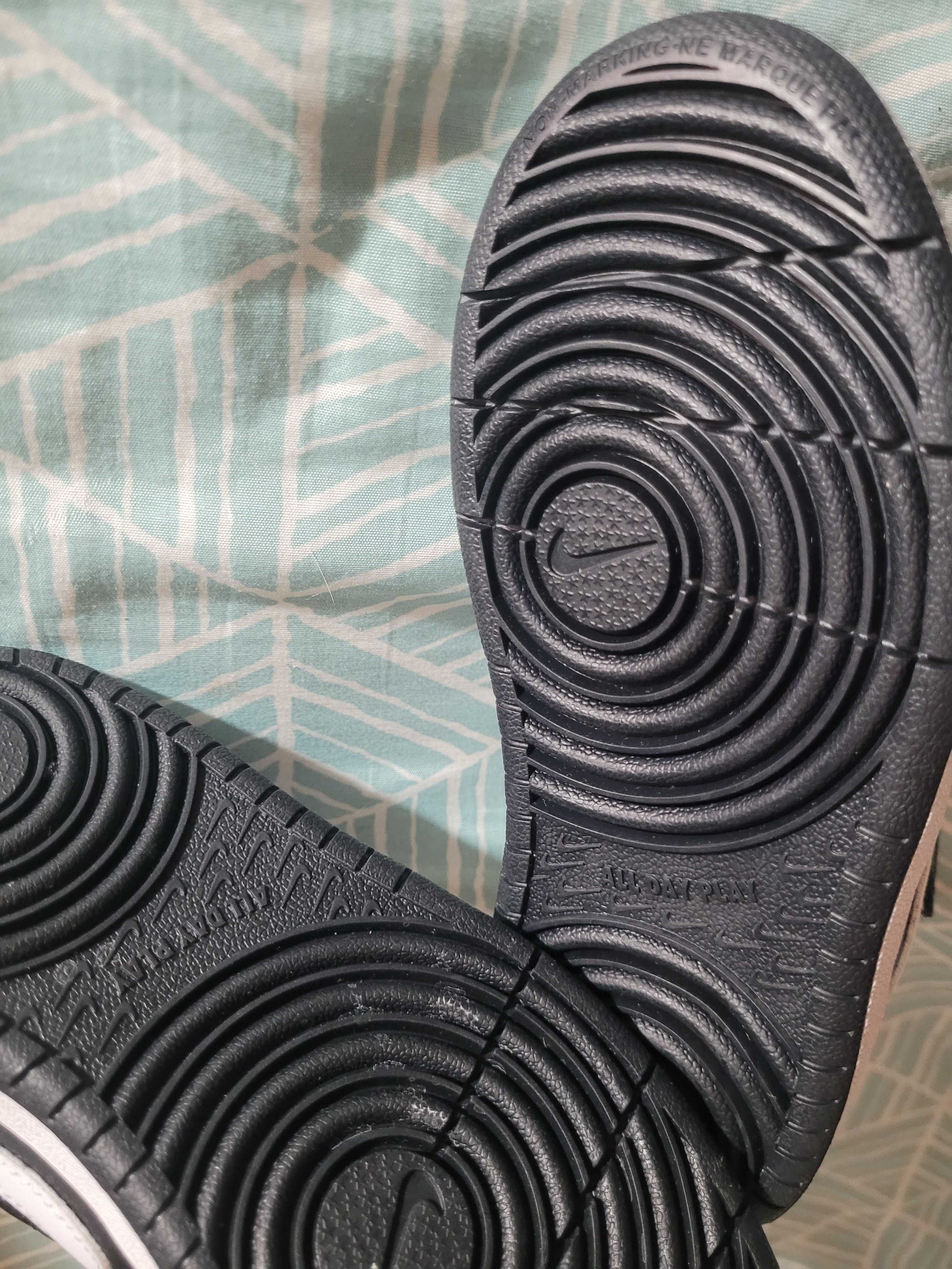 tenis nike novos, de criança