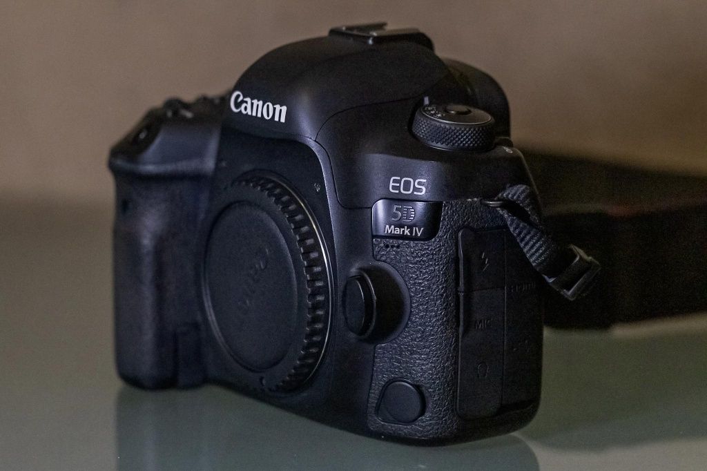 Canon EOS 5D Mk 4 perfeito estado