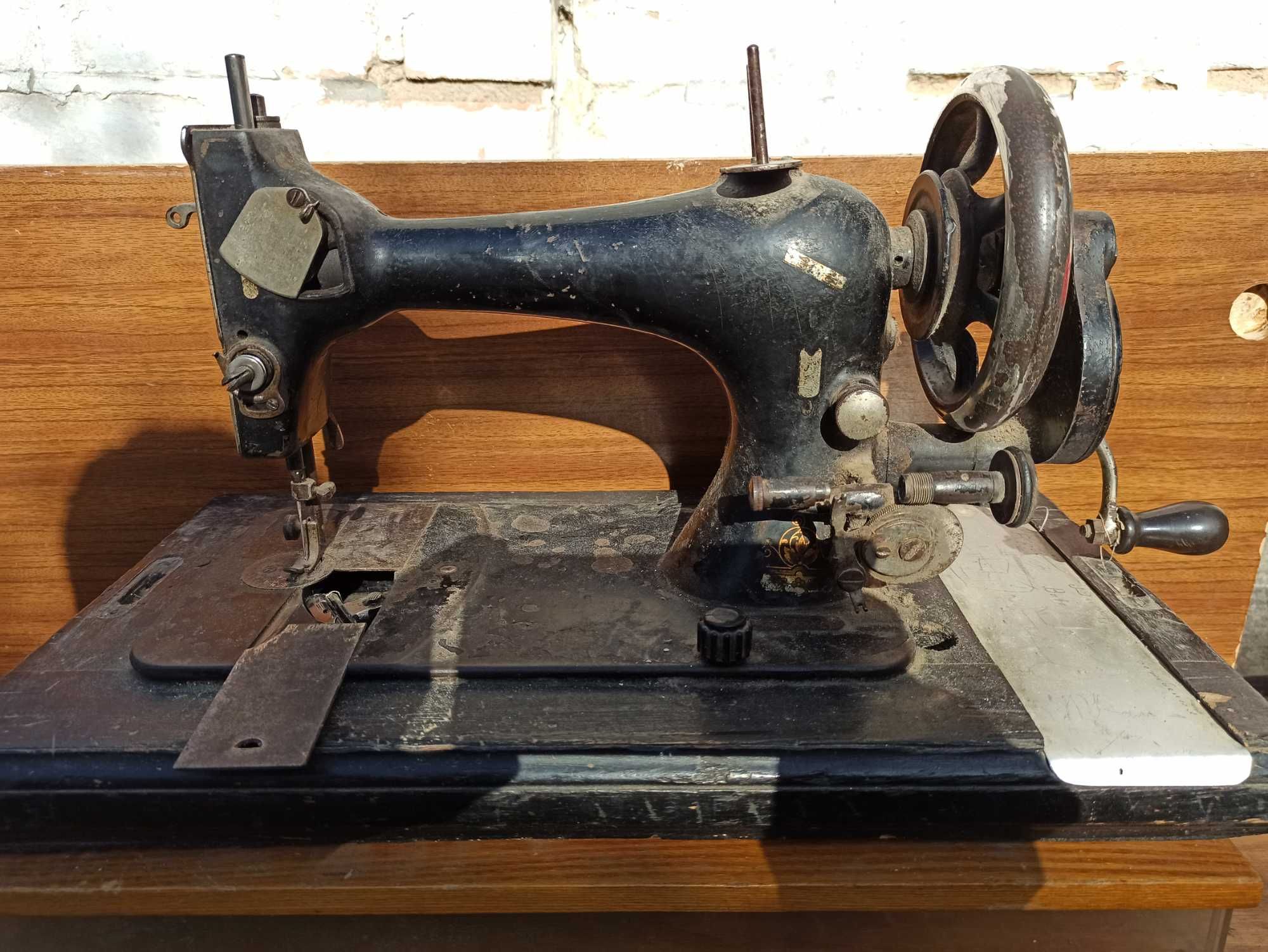 Швейная машинка Зингер и приспособление зигзаг к ней