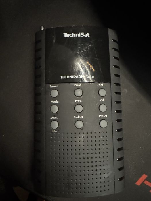 Радіо з сонячною панеллю TECHNIRADIO SOLAR