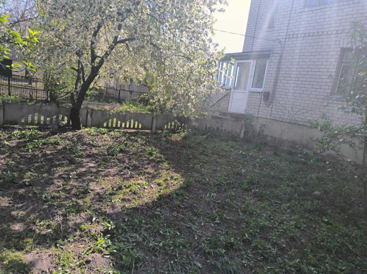 Продам дом в с.Ставище.