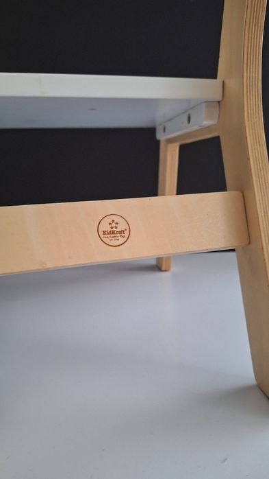 Kidkraft, zestaw dla dzieci . Stolik, dwa krzesełka.